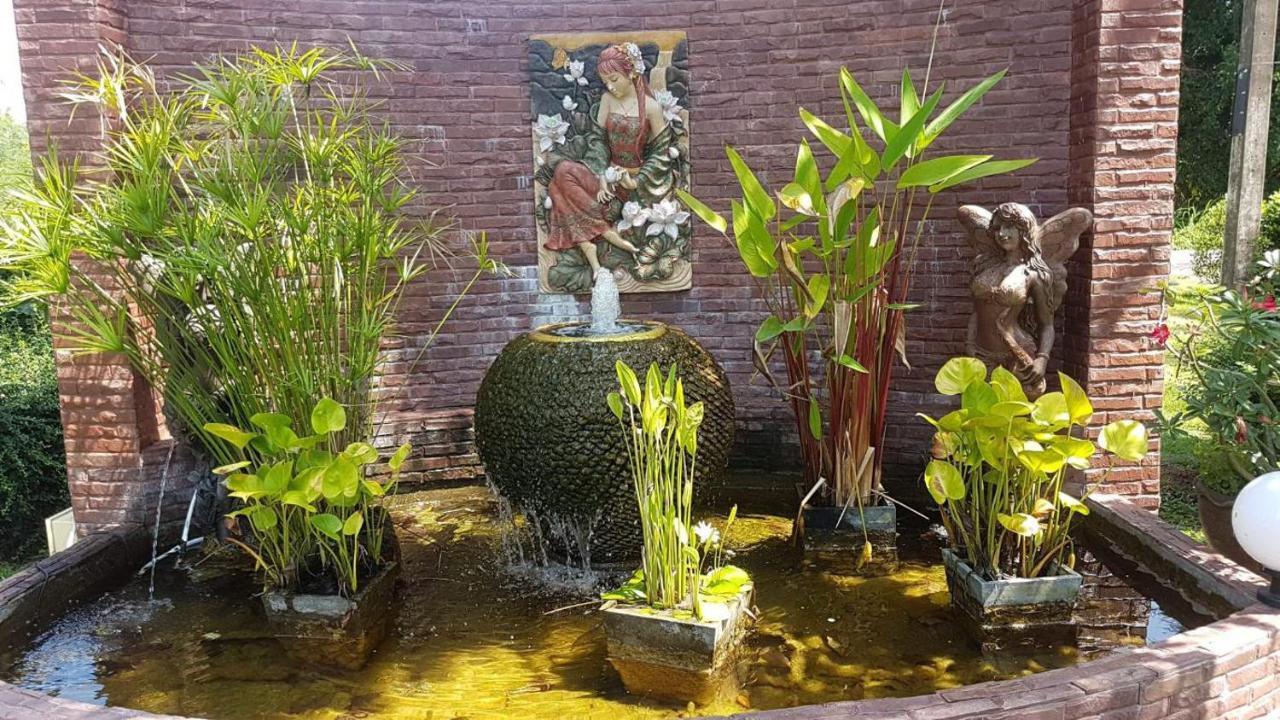 Pawarisa Resort Pathio Buitenkant foto